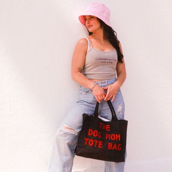 Louadore The Dog Mom Tote Bag Black and Red - Picture 4 of 5